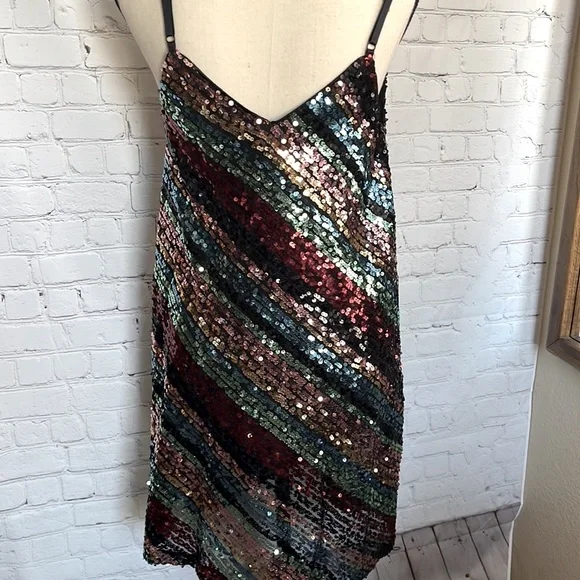 As U Wish | Colorful Sequin Dress | Large - Picture 4 of 4